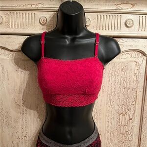 Victoria’s Secret Lace Bralette EUC